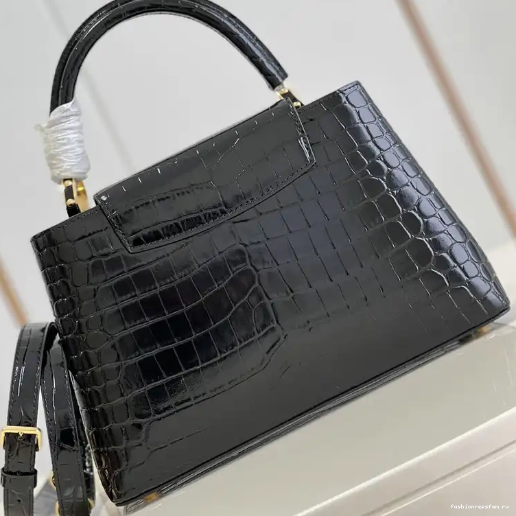 Fashionrepsfam ru Bag 2204YA0074 LV 0818